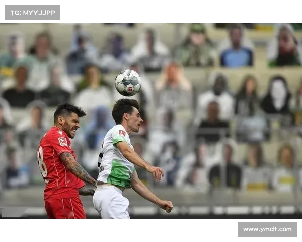 德甲联赛战术解析:现代足球中的高压逼抢与快速反击策略 德甲联赛战术解析:现代足球中的高压逼抢与快速反击策略